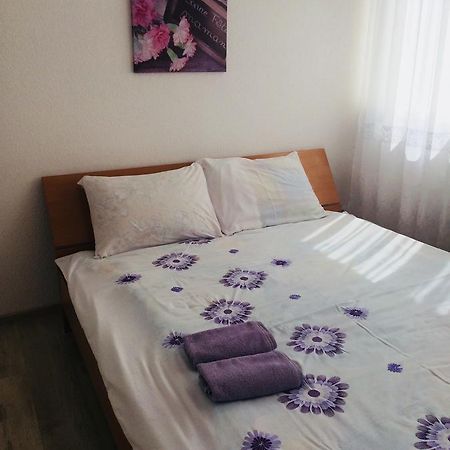 Cozy Apartment Near The Airport "Kyiv" Buitenkant foto