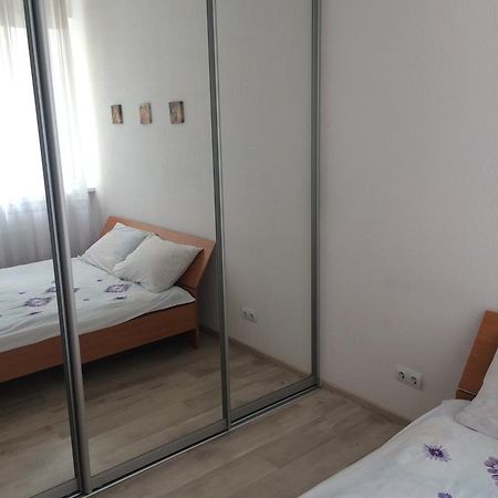 Cozy Apartment Near The Airport "Kyiv" Buitenkant foto